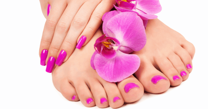 Pacote com 4 Sessões de Manicure (1 por semana) + 2 Sessões de Pedicure